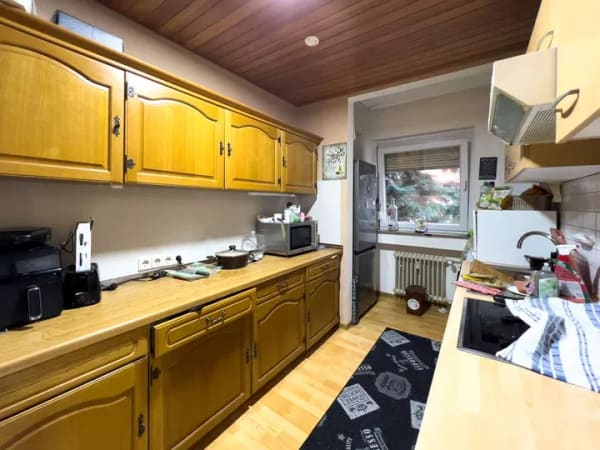 Immobilie in Stuttgart - Mehrfamilienhaus mit drei Wohneinheiten in guter Lage von Stuttgart-Wangen I DG-Wohnung frei - Bild 4