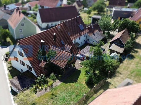 Immobilie in Polsingen - Vielseitiges Anwesen mit zwei Wohneinheiten, Scheune und großem Grundstück in Ursheim - Bild 1