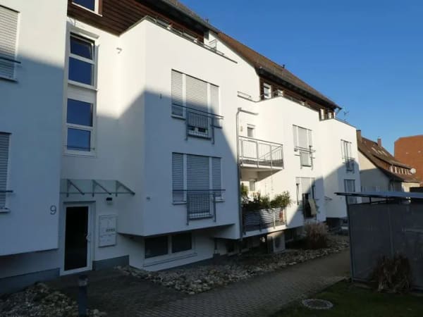 Immobilie in Korntal-Münchingen - DIE PERFEKTE KAPITALANLAGE ! 
Schöne 2,5-Zimmer-Wohnung * TG-Stellplatz * Zentrumslage - Bild 2