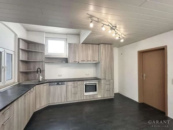 Immobilie in Sandhausen - *** Doppeltes Glück in Sandhausen: Zwei Häuser - ideal für Investoren & Familien *** - Bild 4