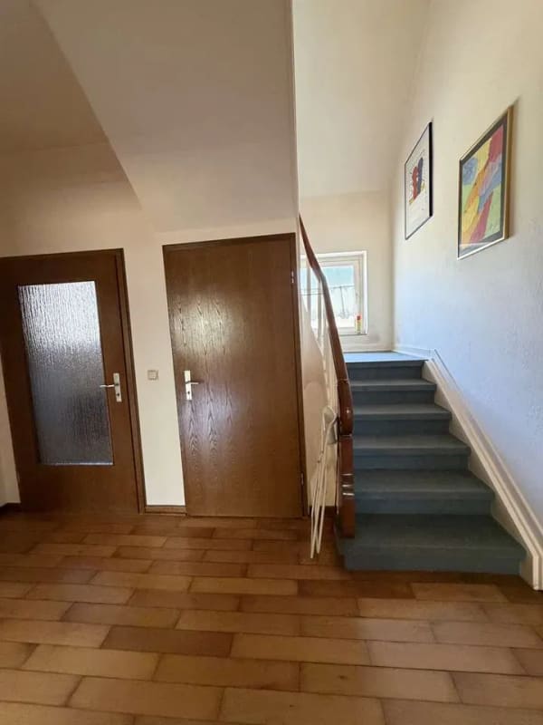 Immobilie in Selm - Freistehendes Wohnhaus mit Photovoltaikanlagen, Außenpool und Kamin auf großem Grundstück - Bild 1