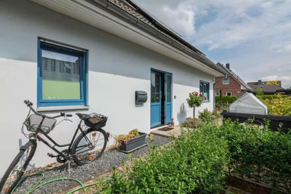 Immobilie in Klein Offenseth-Sparrieshoop - ! Gepflegtes Einfamilienhaus mit Einliegerwohnung ! - Bild 1