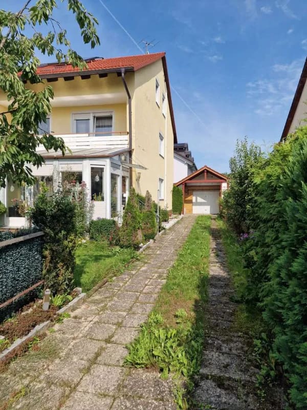 Immobilie in Althegnenberg - Großzügig. Ruhig. Modern. Ein Zuhause mit Herz, Platz und unzähligen Möglichkeiten! - Bild 1