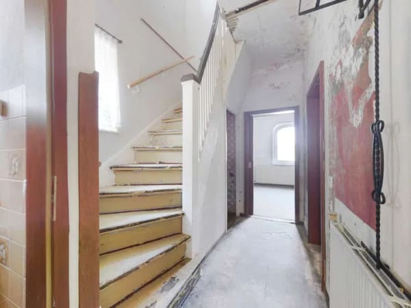 Immobilie in Herzogenrath - Herzogenrath - Sanierungsfall? Wir sehen Platz für große Visionen. - Bild 2