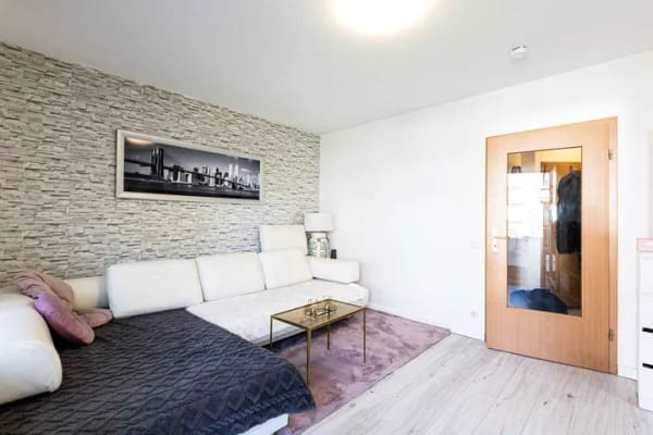 Immobilie in Kaltenkirchen - Charmante Kapitalanlage in gepflegter Wohnanlage mit Pool und Balkon - Bild 3