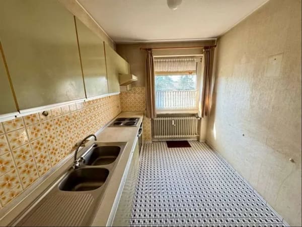 Immobilie in Itzehoe - Großzügige Wohnung im OG mit viel Platz und schönem Balkon/Nähe Krankenhaus - Bild 4
