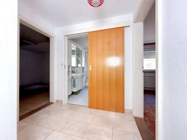 Immobilie in Windsbach - Leerstehendes 3-Familienhaus in zentraler Lage – über 5 % Renditepotenzial - Bild 3