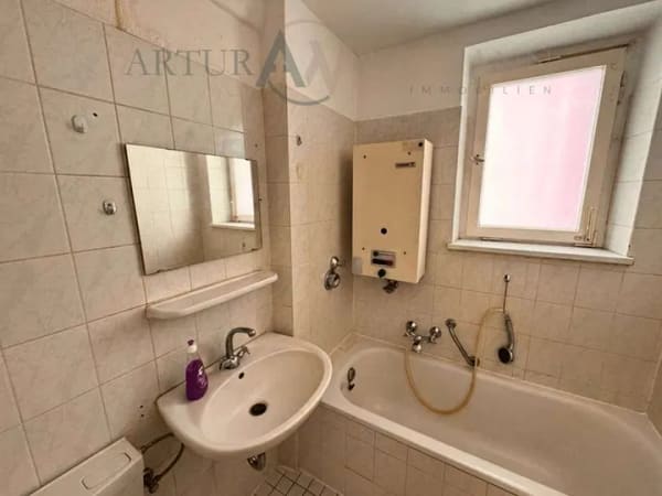 Immobilie in Lahr/Schwarzwald - 1-Zimmer-Eigentumswohnung als Kapitalanlage – Vermietet, mit Balkon und Stellplatz - Bild 3