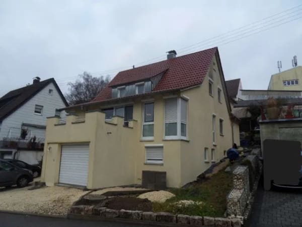 Immobilie in Leinzell - Saniertes Zweifamilienhaus aus der Zwangsversteigerung ! - Bild 1