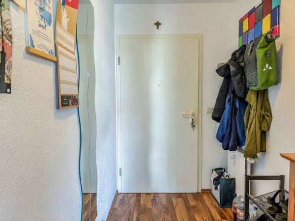 Immobilie in Marbach am Neckar - Selbstbezug oder Kapitalanlage
Tolle 2-Zi.-Whg. mit Balkon und TG-Stellplatz - Bild 1