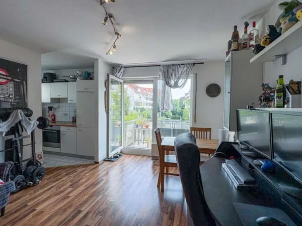 Immobilie in Marbach am Neckar - Selbstbezug oder Kapitalanlage
Tolle 2-Zi.-Whg. mit Balkon und TG-Stellplatz - Bild 2