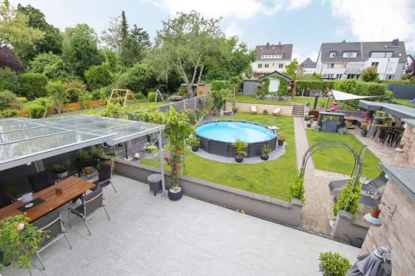 Immobilie in Düsseldorf - Dreiparteienhaus mit Gartenparadies - Bild 1