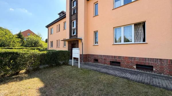 Immobilie in Bitterfeld-Wolfen - Eigentumswohnung mit Potenzial im Erdgeschoss - gestalten Sie Ihr neues Zuhause in Wolfen! - Bild 3