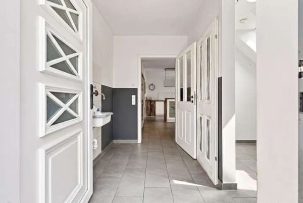 Immobilie in Eversmeer - Ein Zuhause für Mensch & Tier – Hochwertig saniertes Fehnhaus mit viel Freiraum - Bild 1