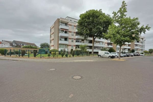 Immobilie in Willich - Renovierungsbedürftige Wohnung mit guter Raumaufteilung in absolut ruhiger Lage von Willich - Bild 2