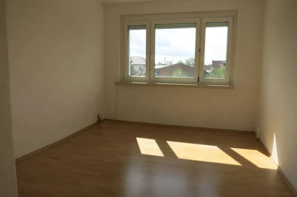Immobilie in Wiedemar - 4-Raum-Wohnung in supergepflegtem Haus, gute Kapitalanlage - Bild 3