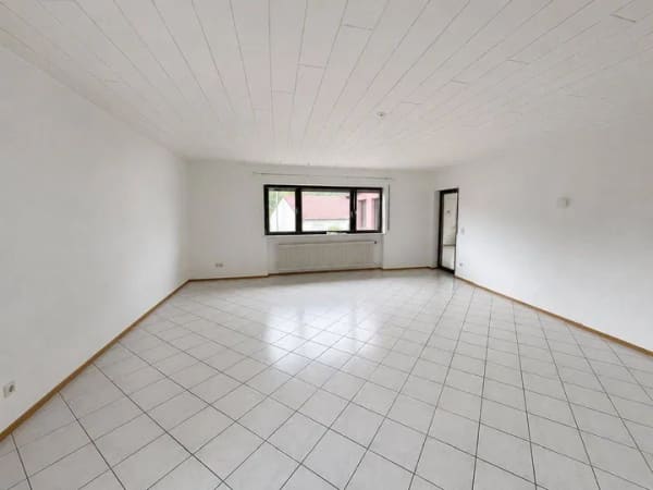 Immobilie in Thallichtenberg - Großzügiges Einfamilienhaus mit Einliegerwohnung in ruhiger Ortsrandlage und herrlichem Fernblick - Bild 3