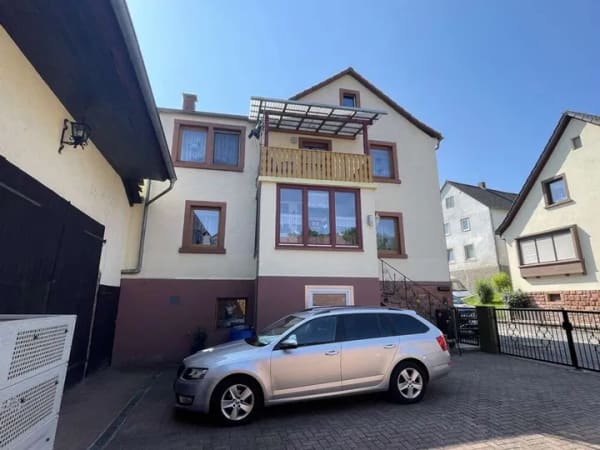 Immobilie in Leidersbach - Gemütlich wohnen: Gepflegtes Einfamilienhaus mit sonnigem Garten! - Bild 4