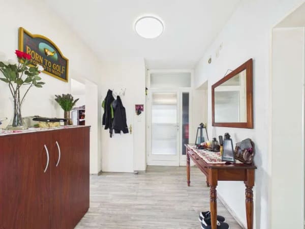 Immobilie in Gedern - Drei Wohnebenen, Wintergarten und Garten – Ideal für Familie oder Vermietung in Gedern-OT - Bild 4