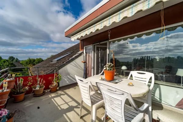 Immobilie in Timmendorfer Strand - Wohnen auf zwei Ebenen: Maisonette-Wohnung mit Balkon - Bild 2