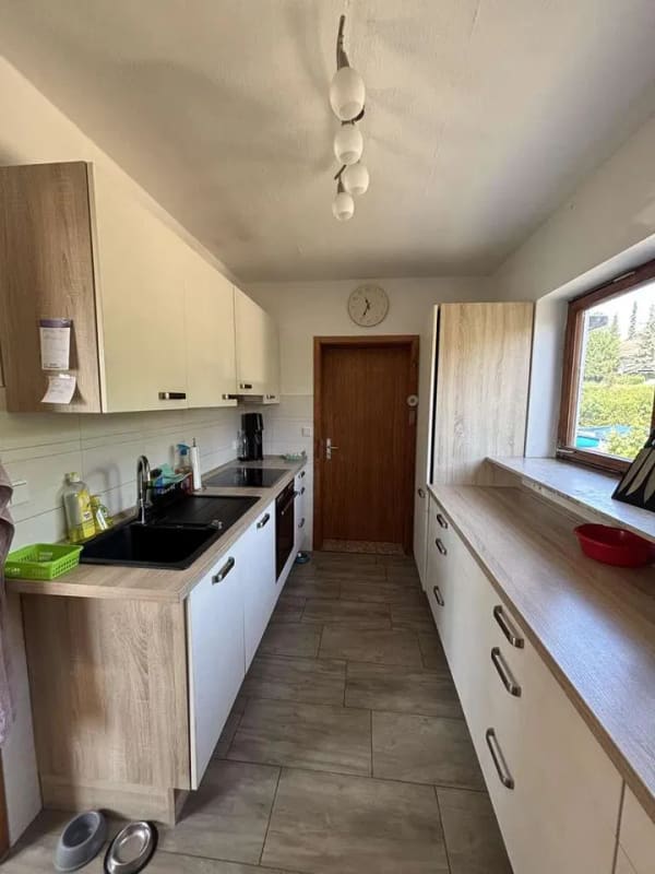 Immobilie in Güglingen - VBU Immobilien - Doppelhaushälfte mit Garten, Garage und viel Potenzial - Bild 1
