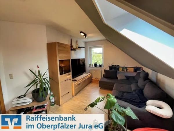Immobilie in Nittendorf - Dachgeschosswohnung in Nittendorf - Bild 0