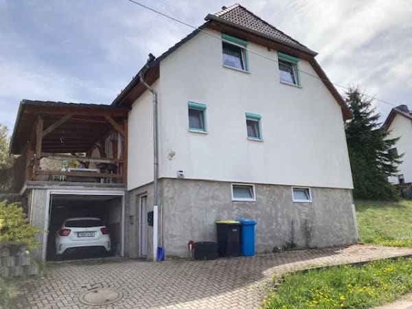 Immobilie in Schleusingen - Modernes Einfamilienhaus in ruhiger Wohnlage von Schleusingen / OT Breitenbach - Bild 0