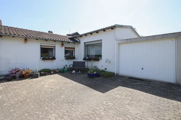 Immobilie in Ratingen - Zwei Siedlungshäuser mit Zwischenbau - Bild 1