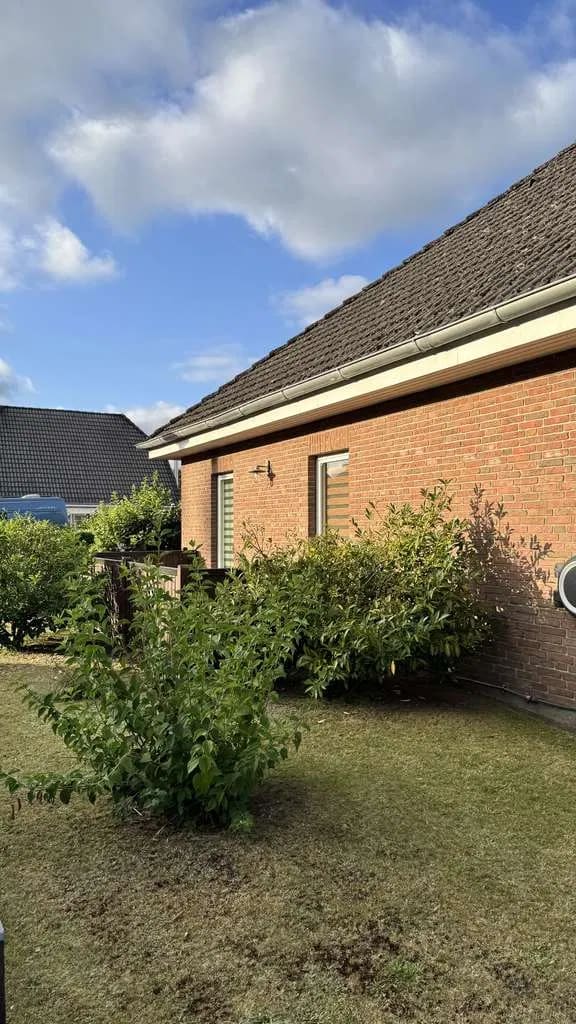 Immobilie in Jübek - Gepflegter Bungalow mit Ausbaureserve – ebenerdig wohnen im wunderschön eingewachsenen Grün! - Bild 4
