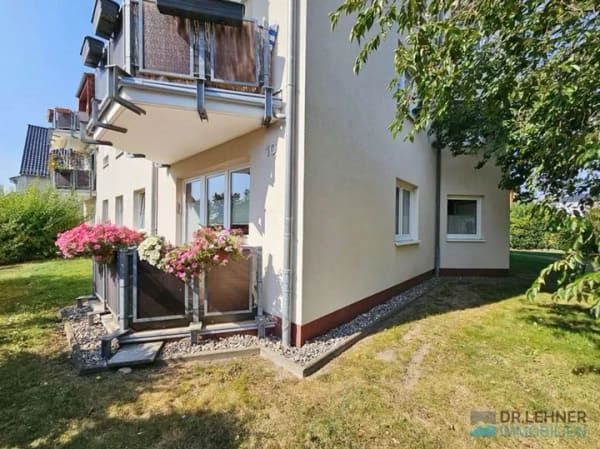 Immobilie in Neubrandenburg - Dr. Lehner Immobilien NB - 
Charmante 3-Raum- Wohnung zum Kauf in beliebter Lage von Neubrandenburg - Bild 2