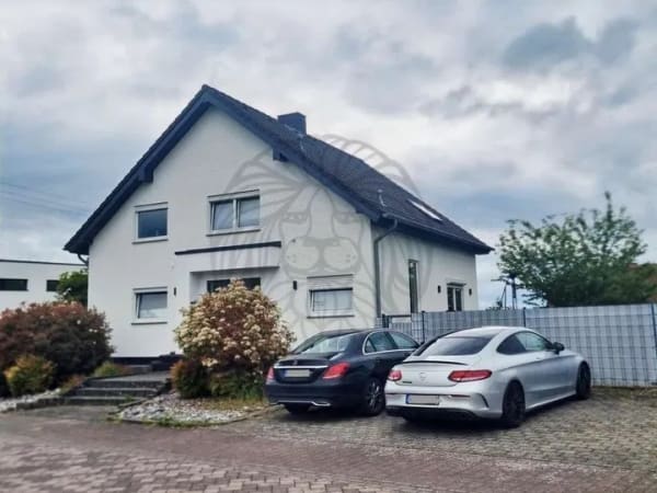 Immobilie in Caan - Gemeinde Caan: Neuwertiges Einfamilienhaus für die große Familie mit Garten in ruhiger Wohnlage - Bild 1