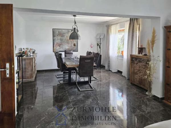 Immobilie in Binau - 190 m² flexibler Wohntraum in begehrter Lage: Großzügiges Zweifamilienhaus mit Garten und Südbalkon - Bild 3