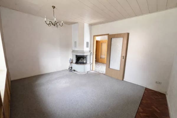 Immobilie in Brieskow-Finkenheerd - Einfamilienhaus in Wiesenau: Veranda, Keller, 2 Garagen - Bild 3