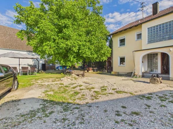 Immobilie in Rennertshofen - Mehrgenerationenwohnen & Kapitalanlage: Mehrfamilienhaus auf Grundstück mit Entwicklungspotential - Bild 1