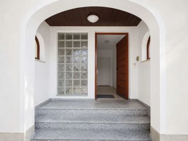 Immobilie in Rennertshofen - Mehrgenerationenwohnen & Kapitalanlage: Mehrfamilienhaus auf Grundstück mit Entwicklungspotential - Bild 2