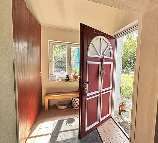 Immobilie in Starnberg - Zauberhafte Kapitalanlage mit Altbau-Charme - verkehrsnah und vermietet
 - Bild 2