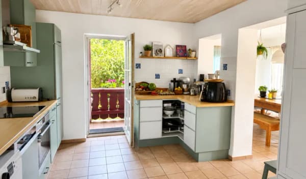 Immobilie in Starnberg - Zauberhafte Kapitalanlage mit Altbau-Charme - verkehrsnah und vermietet
 - Bild 3