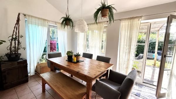 Immobilie in Starnberg - Zauberhafte Kapitalanlage mit Altbau-Charme - verkehrsnah und vermietet
 - Bild 4