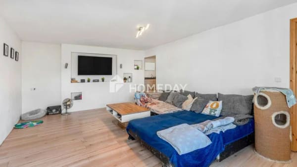 Immobilie in Nittenau - Mehrfamilienhaus mit stabilen Mieteinnahmen und Entwicklungspotenzial - Bild 1