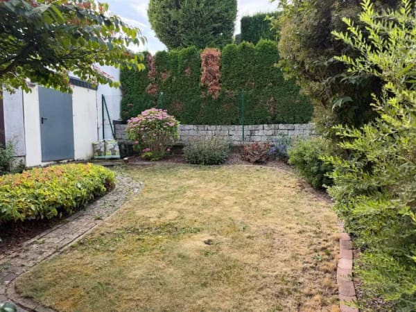 Immobilie in Schöneck - Eigentum statt Miete: Gemütliches Reihenhaus in Top Lage von Schöneck - Kilianstädten - Bild 4