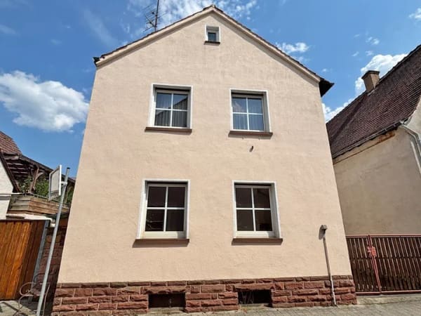 Immobilie in Großwallstadt - Ein-/Zweifamilienhaus in Großwallstadt - Bild 1