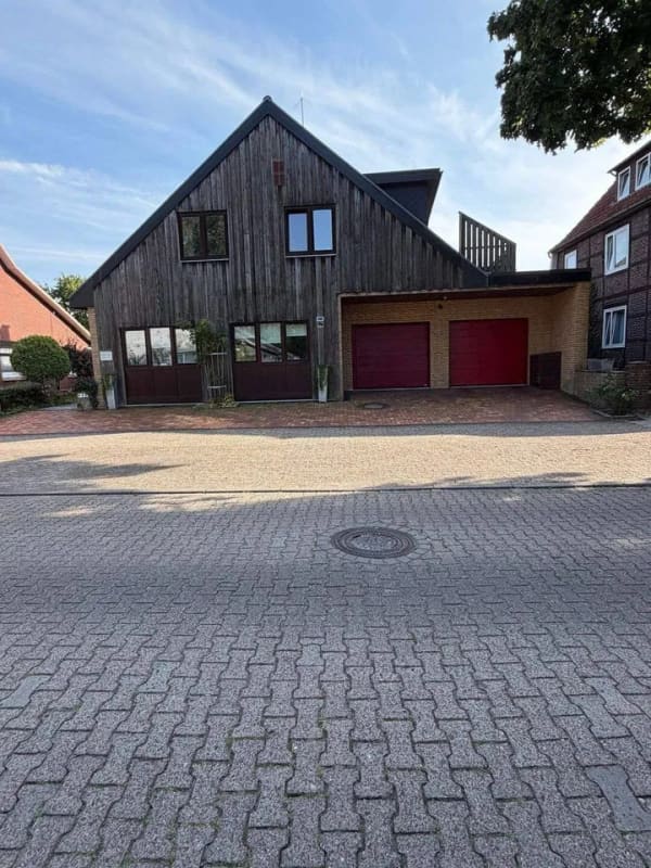 Immobilie in Bremervörde - Freiwerdendes Wohnhaus mit 2 vermieteten Einliegerwohnungen - Bild 0