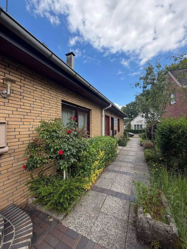 Immobilie in Bremervörde - Freiwerdendes Wohnhaus mit 2 vermieteten Einliegerwohnungen - Bild 2