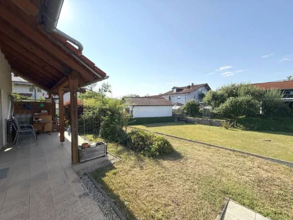 Immobilie in Niederalteich - Fast 1.500 m² Grund! Gepflegtes EFH in Niederalteich! - Bild 2