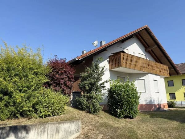 Immobilie in Niederalteich - Fast 1.500 m² Grund! Gepflegtes EFH in Niederalteich! - Bild 4
