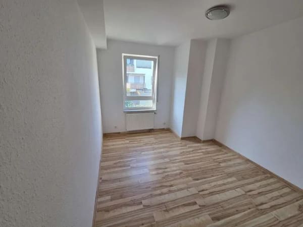 Immobilie in Waldenbuch - !!!PROVISIONSFREIE!!! Wohnung mit 4 Zimmern in ruhiger Lage zu verkaufen - Bild 2