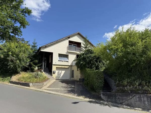 Immobilie in Mayen - Einfamilienwohnhaus in ruhiger Wohnlage der Gemeinde Alzheim - Bild 2