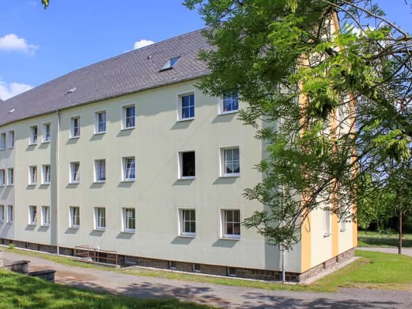 Immobilie in Johanngeorgenstadt - Gepflegte 2-Raum-Wohnung mit Tageslichtbad in ruhiger Lage von Johanngeorgenstadt - Bild 0