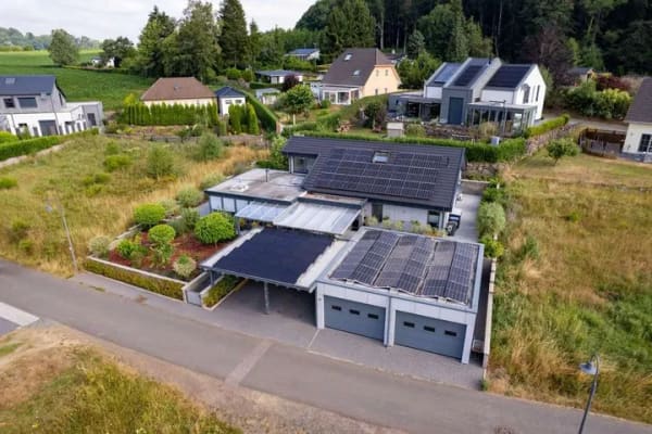 Immobilie in Oberbettingen - ***Neuwertiger Bungalow in ruhiger Ortslage mit gehobener Ausstattung*** - Bild 1