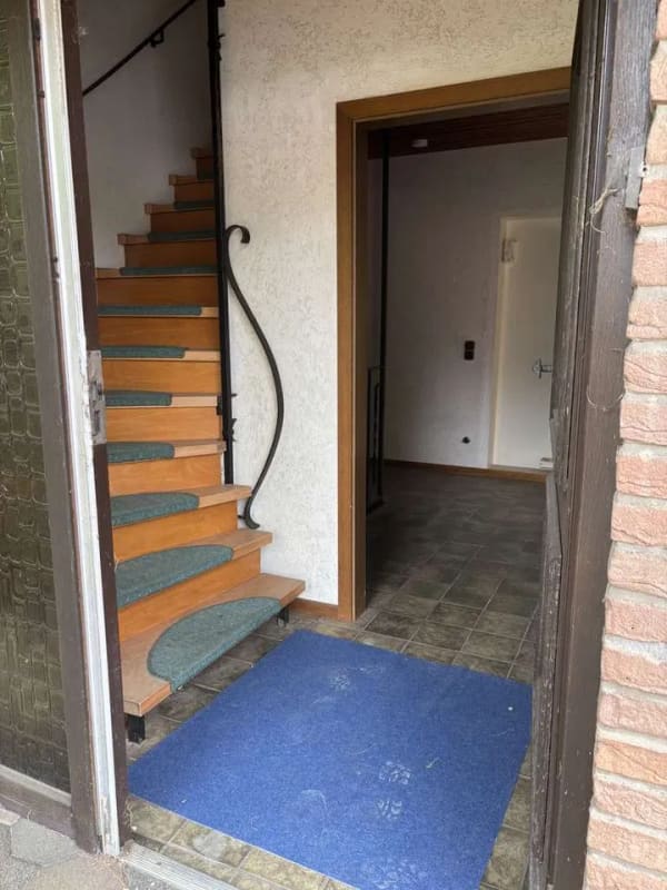 Immobilie in Erkelenz - freistehendes Ein-/Zwei-Familienhaus mit Garage und sonnigem Südgrundstück - Bild 2